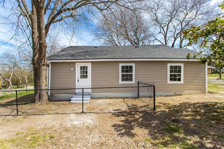 New construction Single-Family house 300 S 3Rd Street, Bonham, TX 75418 - photo 14 14