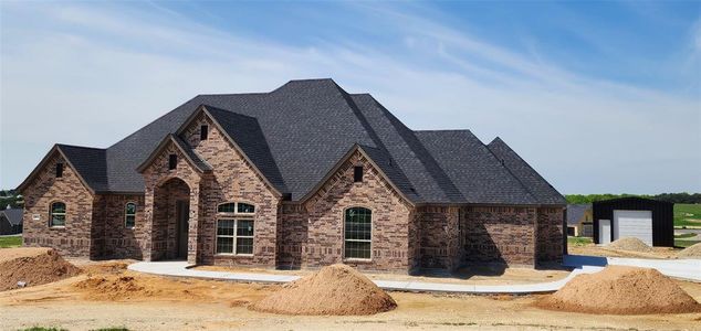 New construction Single-Family house 1072 Elevation Trail, Weatherford, TX 76087 - photo 0