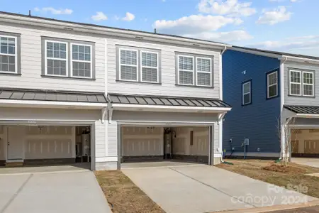 New construction Townhouse house 4009 Crooked Spruce Court, Matthews, NC 28105 - photo 2 2
