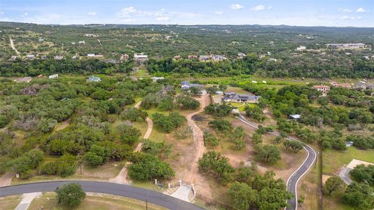 New construction Single-Family house 2601 Improver Rd, Spicewood, TX 78669 - photo 13 13