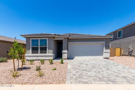 New construction Single-Family house 2080 E Escondido Place, Casa Grande, AZ 85122 Larimar- photo 1 1