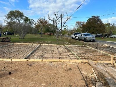 New construction Single-Family house 317 S Pecan Drive, Texas City, TX 77591 - photo 5 5