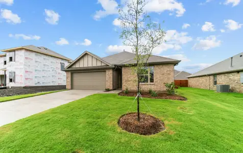 New construction Single-Family house 525 Brook View Dr., Van Alstyne, TX 75495 Knollwood DEF- photo 1 1