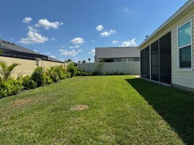 New construction Single-Family house 1628 Punta Rassa Ln, The Villages, FL 32163 - photo 27 27