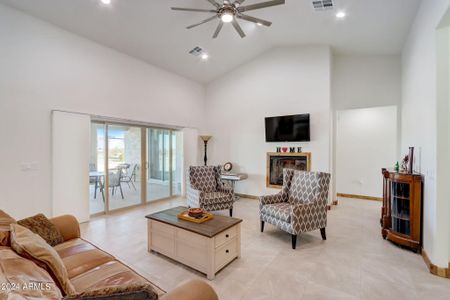 New construction Single-Family house 9780 W Vista Bonito Drive, Casa Grande, AZ 85194 - photo 10 10