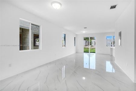 New construction Townhouse house 22557 Sw 125 Ave, Unit A, Miami, FL 33170 - photo 16 16