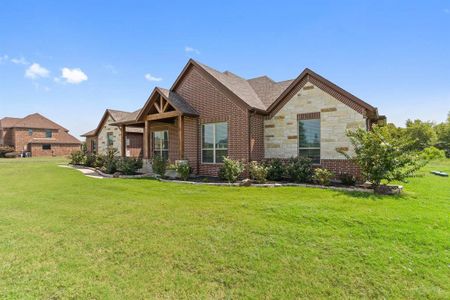 New construction Single-Family house 1110 Shadow Lakes Drive, Wills Point, TX 75169 - photo 4 4