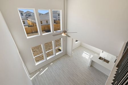 New construction Single-Family house 108 Landry Cove, Georgetown, TX 78628 - photo 31 31
