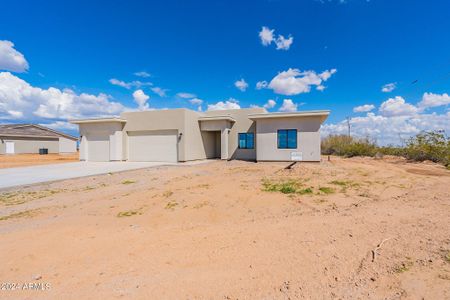 New construction Single-Family house 28205 N 213Th Drive, Wittmann, AZ 85361 - photo 2 2
