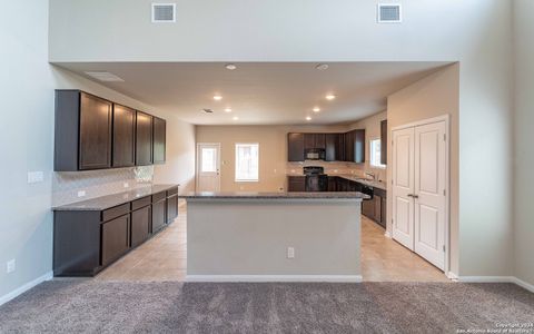 New construction Single-Family house 2815 Milton Run, San Antonio, TX 78245 Concho- photo 6 6