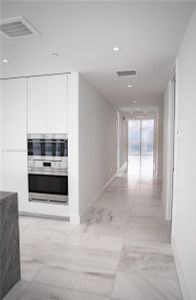 New construction Condo/Apt house 700 Northeast 26th Terrace, Unit 4403, Miami, FL 33137 - photo 20 20