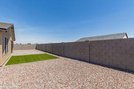 New construction Single-Family house 11047 W Loma Vista Drive, Arizona City, AZ 85123 - photo 33 33