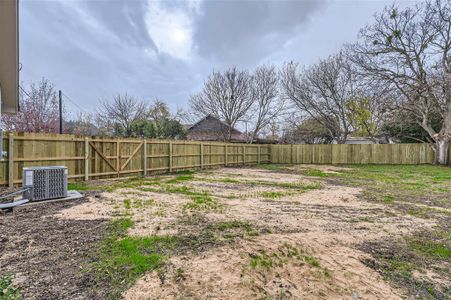 New construction Single-Family house 1305 Dove Ln, Lockhart, TX 78644 - photo 24 24