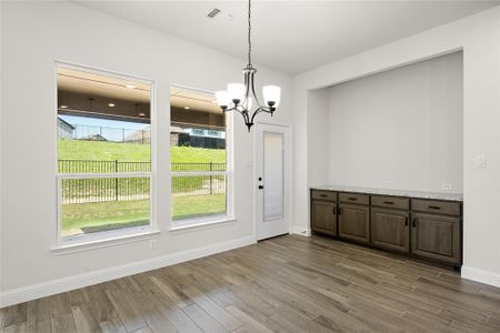 New construction Single-Family house 729 Winecup Way, Midlothian, TX 76065 Concept 2050- photo 6 6