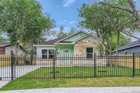 New construction Single-Family house 475 Corliss, San Antonio, TX 78220 - photo 2 2