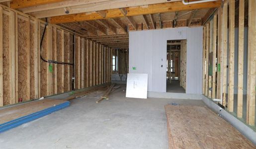 New construction Single-Family house 2304 Sondrio Bnd, Leander, TX 78641 - photo 4 4