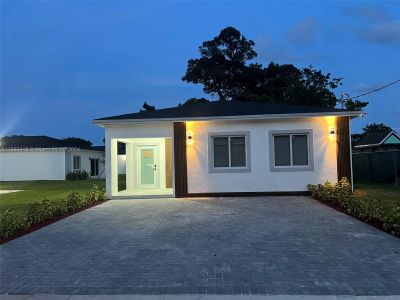 New construction Single-Family house 910 Nw 4Th Ave, Hallandale Beach, FL 33009 - photo 0