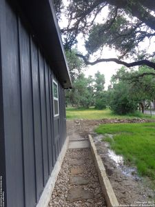New construction Single-Family house 1009 Edgewater Falls, Canyon Lake, TX 78133 - photo 19 19
