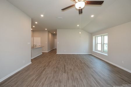 New construction Single-Family house 1148 Water Valley, Seguin, TX 78155 Kingsley - C- photo 5 5