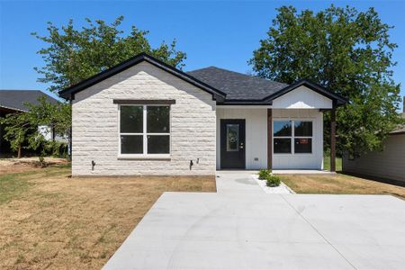 New construction Single-Family house 818 Pecos River Drive, Granbury, TX 76048 - photo 2 2