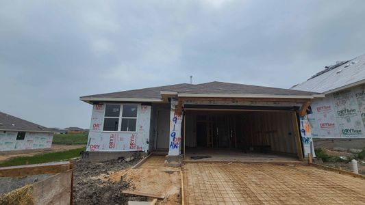 New construction Single-Family house 919 Palo Brea Loop, Hutto, TX 78634 Livingston Homeplan- photo 5 5
