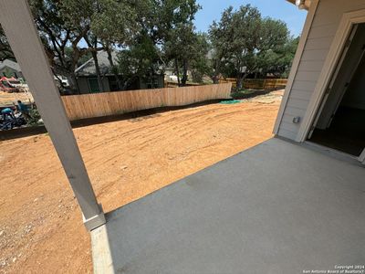 New construction Single-Family house 16223 Bronco View, San Antonio, TX 78247 Laredo Homeplan- photo 32 32