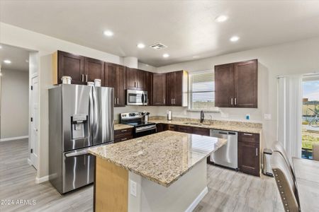 New construction Single-Family house 28402 N 221St Avenue, Wittmann, AZ 85361 - photo 25 25