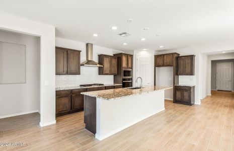 New construction Single-Family house 7206 W Gambit Trail, Peoria, AZ 85383 Parklane- photo 8 8
