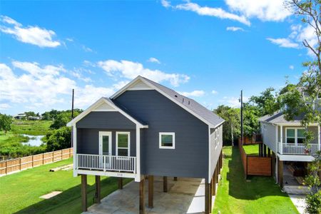 New construction Single-Family house 713 Baywood Drive, Seabrook, TX 77586 - photo 0 0