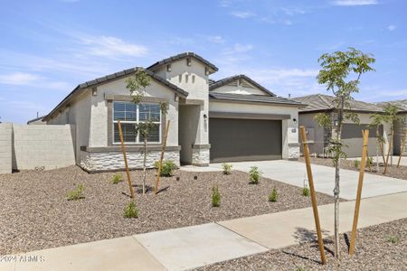 New construction Single-Family house 18580 W Bronco Trail, Surprise, AZ 85387 - photo 36 36