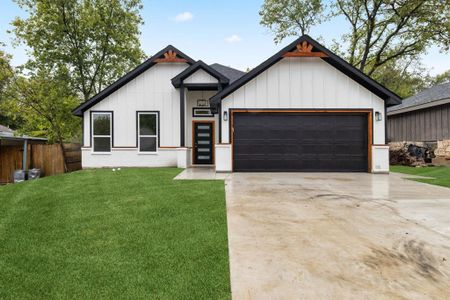 New construction Single-Family house 8117 Gibbs Drive, White Settlement, TX 76108 - photo 0