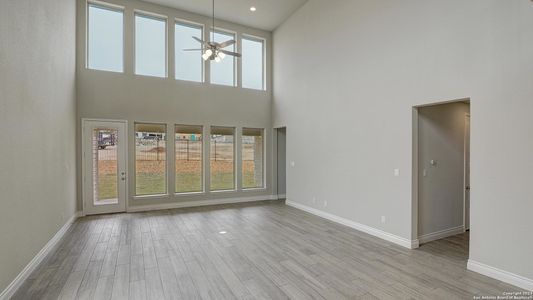 New construction Single-Family house 24017 Sidehill Lie, San Antonio, TX 78261 Design 2722H- photo 12 12