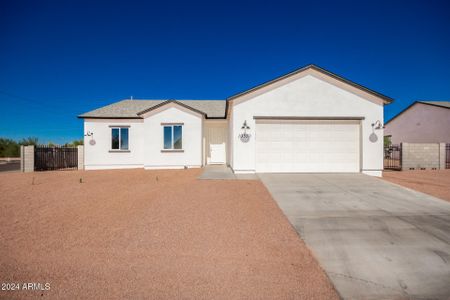 New construction Single-Family house 10530 E Baltimore Station, Apache Junction, AZ 85120 - photo 0