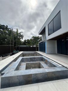 New construction Single-Family house 706 Ne 17Th Way, Fort Lauderdale, FL 33304 - photo 3 3