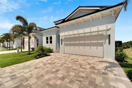 New construction Single-Family house 6542 Simone Shores Circle, Apollo Beach, FL 33572 - photo 2 2