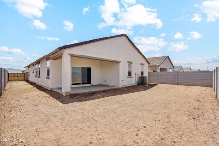 New construction Single-Family house 8359 W Mantle Way, Florence, AZ 85132 - photo 15 15