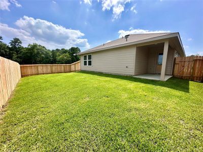 New construction Single-Family house 11804 Summertime Drive, Willis, TX 77318 Plan X35A- photo 15 15