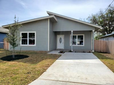 New construction Single-Family house 154 Dorie St, San Antonio, TX 78220 - photo 0