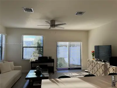 New construction Townhouse house 11408 W 34Th Ct, Hialeah, FL 33018 - photo 23 23