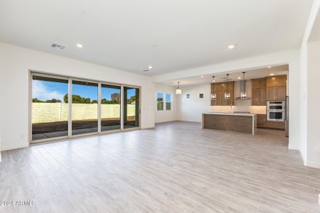 New construction Single-Family house 7566 W Gelding Drive, Peoria, AZ 85381 - photo 29 29