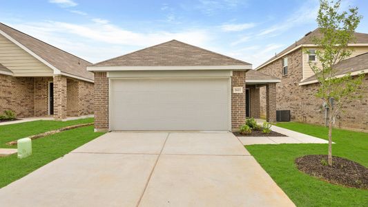 New construction Single-Family house 1611 Acts Lane, Ennis, TX 75119 The Grove- photo 0 0