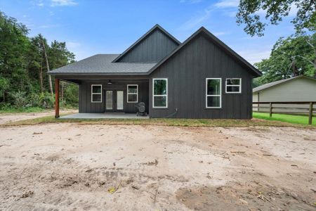 New construction Single-Family house 2013 Wildwood Way, Tool, TX 75143 - photo 27 27