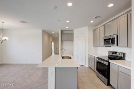 New construction Single-Family house 24132 W Hess Avenue, Buckeye, AZ 85326 Castillo Series - Bluebell- photo 17 17