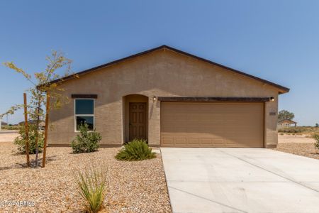 New construction Single-Family house 3715 N Bandelier Drive, Eloy, AZ 85131 - photo 0