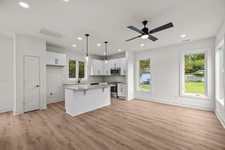 New construction Single-Family house 2002 B Riddle Road, Durham, NC 27713 - photo 6 6