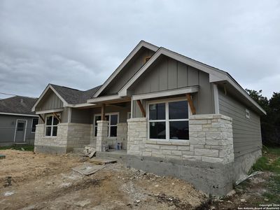 New construction Single-Family house 1729 Blueridge Dr, Canyon Lake, TX 78133 - photo 1 1