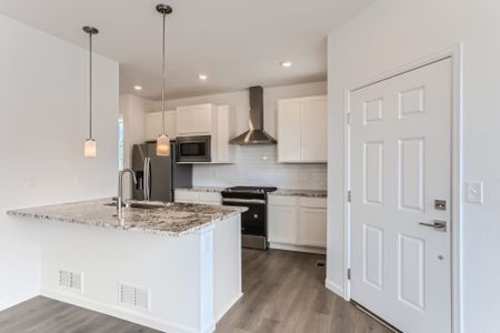 Reserve at Timberline by Dream Finders Homes in Fort Collins - photo 20 20