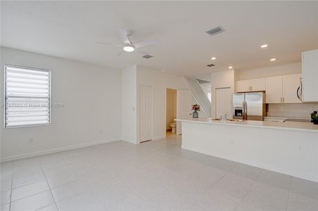 New construction Single-Family house 12963 Sw 233Rd Ter, Unit 12963, Homestead, FL 33032 - photo 3 3