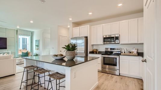 Sunset Village: Paired Homes by Lennar in Erie - photo 6 6