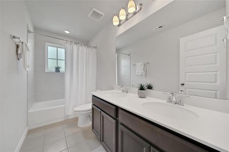 New construction Single-Family house 516 Highland Thicket Drive, Conroe, TX 77316 - photo 34 34
